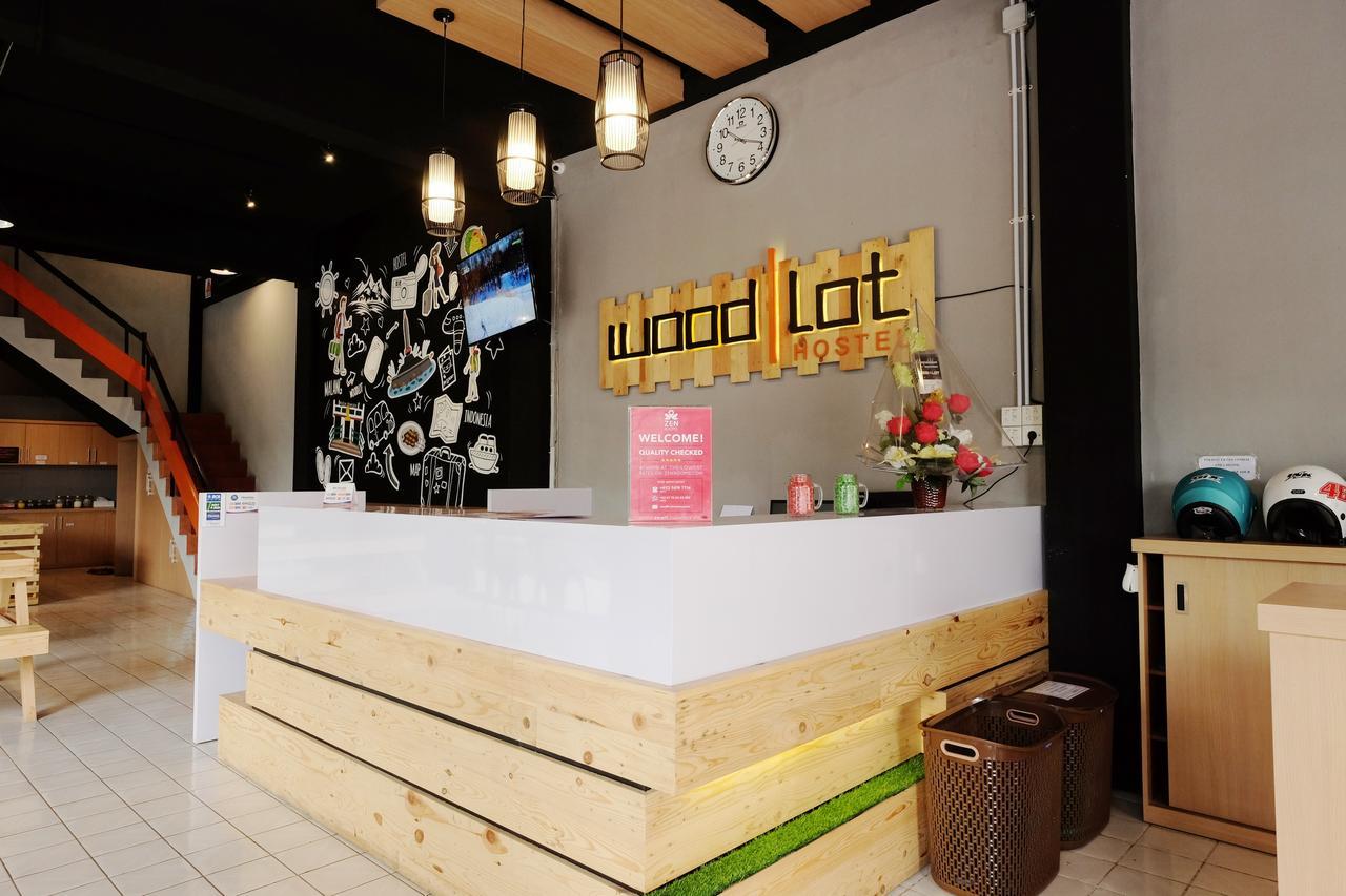 Zen Hostel Alun-Alun Sarinah Malang Kültér fotó